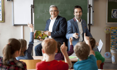 Koen Daniëls en Kris Van Dijck in de klas