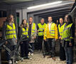Team Koen bij de donkere fietsenstalling