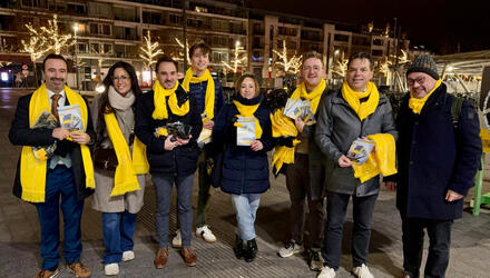 Leden N-VA Waasland aan station Sint-Niklaas